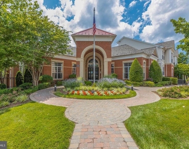 11355 Aristotle Drive - Photo Thumbnail 18