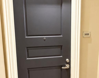 8220 Crestwood Heights Drive - Photo Thumbnail 31