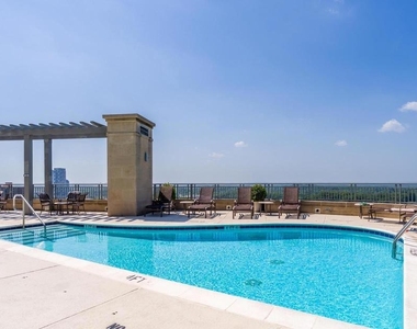 8220 Crestwood Heights Drive - Photo Thumbnail 27