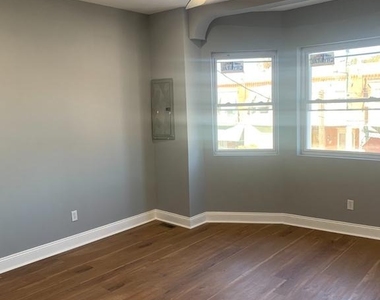 5246 Jefferson Street - Photo Thumbnail 2