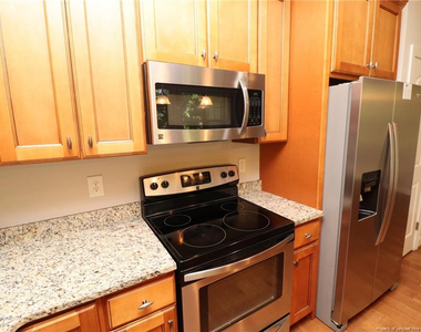 4404 Nicolas Place - Photo Thumbnail 7