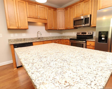 4404 Nicolas Place - Photo Thumbnail 5