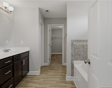 155 Tellmont Street - Photo Thumbnail 21