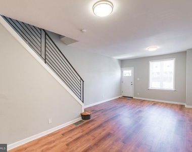 2260 E Cambria Street - Photo Thumbnail 2