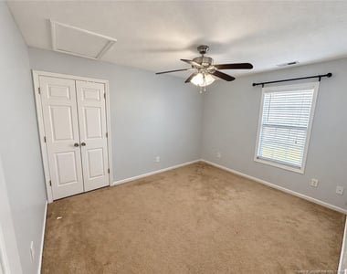 249 Saint George Drive - Photo Thumbnail 15