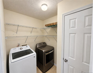 249 Saint George Drive - Photo Thumbnail 20