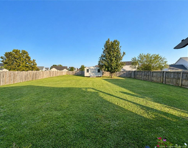 249 Saint George Drive - Photo Thumbnail 21