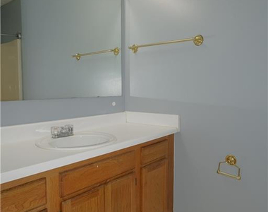 6571 Brookshire Street - Photo Thumbnail 11