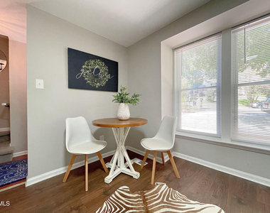 7328 Summerland Drive - Photo Thumbnail 11