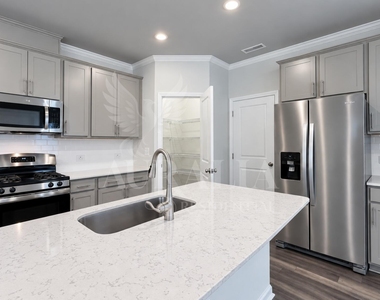 121 Sea Cave Lane - Photo Thumbnail 10