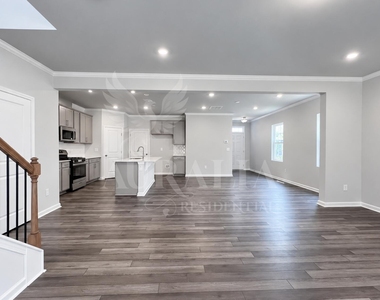121 Sea Cave Lane - Photo Thumbnail 15