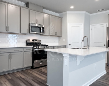 121 Sea Cave Lane - Photo Thumbnail 7