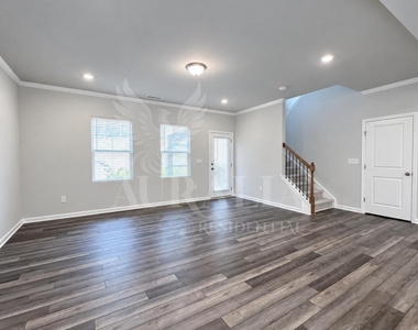 121 Sea Cave Lane - Photo Thumbnail 13