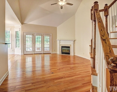 5215 Tahoe Drive - Photo Thumbnail 10