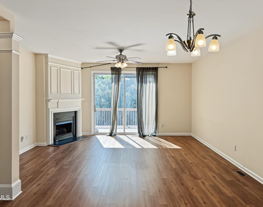 1672 Brook Fern Way - Photo Thumbnail 8