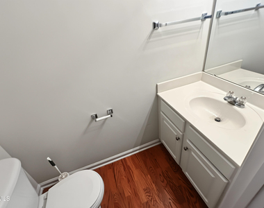 1672 Brook Fern Way - Photo Thumbnail 16