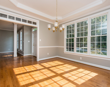 509 Autumngate Drive - Photo Thumbnail 2