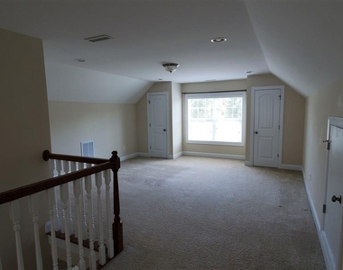 4002 Strendal Drive - Photo Thumbnail 12