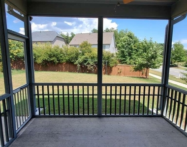 4002 Strendal Drive - Photo Thumbnail 15