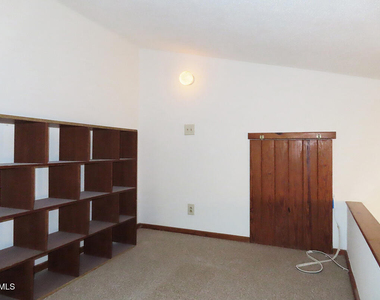 2279 Lystra Road - Photo Thumbnail 10