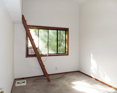 2279 Lystra Road - Photo Thumbnail 7
