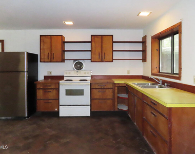2279 Lystra Road - Photo Thumbnail 5