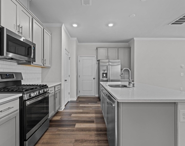 4908 Oolite Street - Photo Thumbnail 13