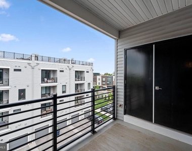 1010 Morton Aly Alley - Photo Thumbnail 4
