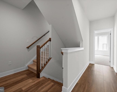 1010 Morton Aly Alley - Photo Thumbnail 27