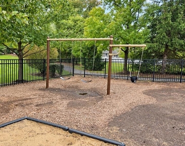 129 Hudson Drive - Photo Thumbnail 21