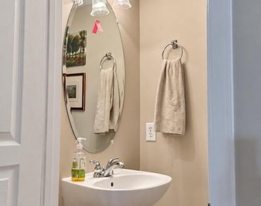 129 Hudson Drive - Photo Thumbnail 13