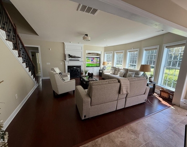 101 Stanza Court - Photo Thumbnail 70