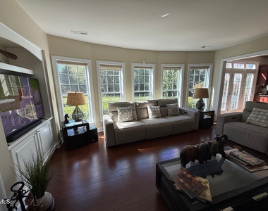 101 Stanza Court - Photo Thumbnail 68