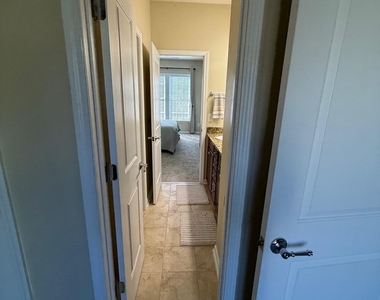 101 Stanza Court - Photo Thumbnail 44