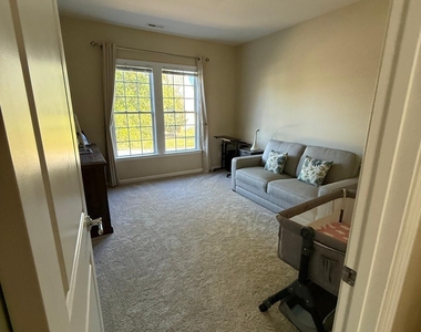 101 Stanza Court - Photo Thumbnail 43