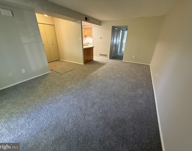 758 Putnam Boulevard - Photo Thumbnail 3
