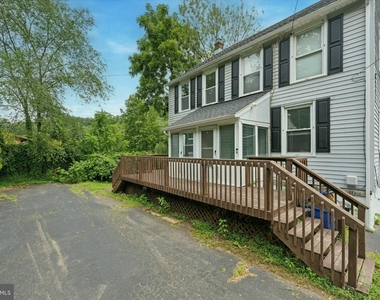 5530 Pennell Road - Photo Thumbnail 2