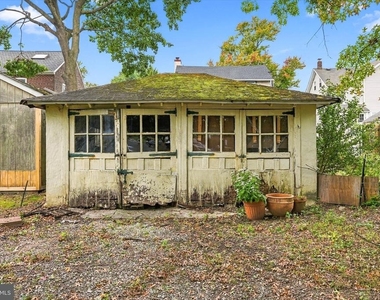 18 Spring Street - Photo Thumbnail 22