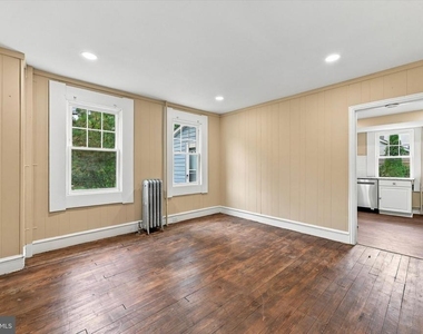 18 Spring Street - Photo Thumbnail 6