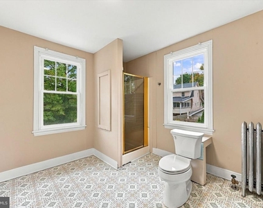 18 Spring Street - Photo Thumbnail 12