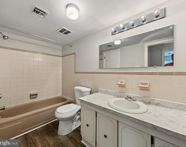 2-36 Aspen Way W - Photo Thumbnail 12