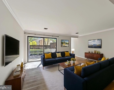 2-36 Aspen Way W - Photo Thumbnail 5