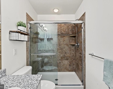 154 Mercer Court - Photo Thumbnail 8