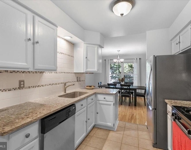 44c Watertown Court - Photo Thumbnail 11