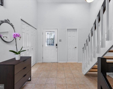 44c Watertown Court - Photo Thumbnail 5
