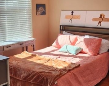 37 Beach Drive - Photo Thumbnail 9