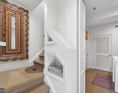 503 1st Avenue - Photo Thumbnail 2