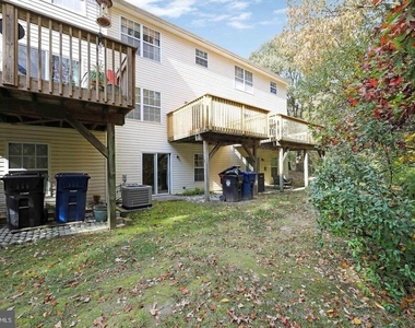 302 Allens Lane - Photo Thumbnail 35