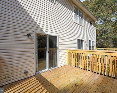 302 Allens Lane - Photo Thumbnail 34