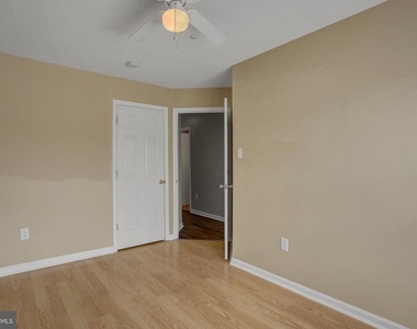 1153 Lindsay Lane - Photo Thumbnail 32